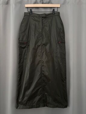 Vintage Point Zero 100% Nylon Skirt